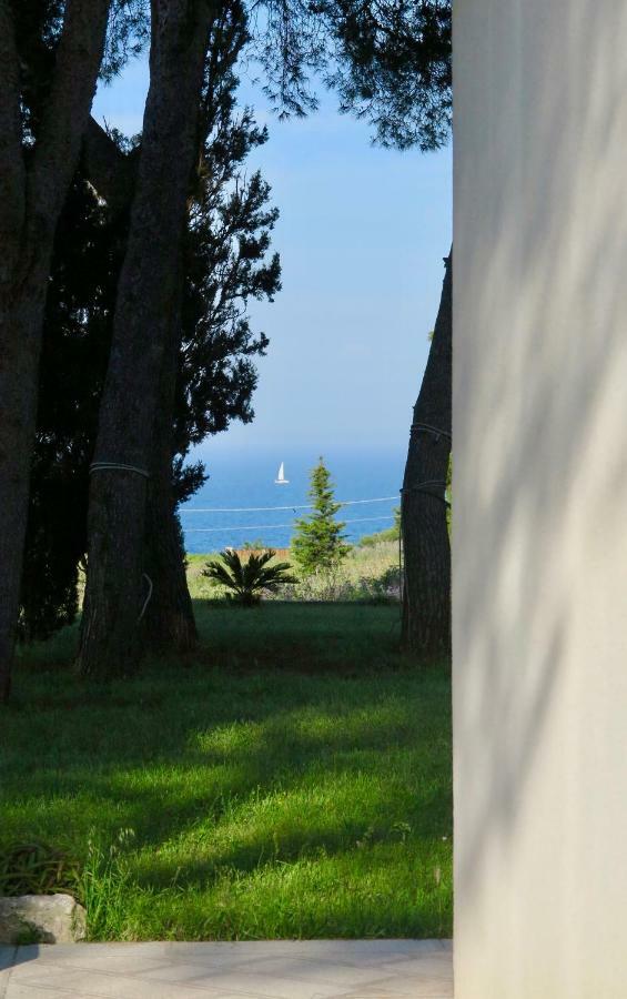 الشقق الفندقية سانتا سيزاريا تيرميفي  La Dimora Di Ulisse المظهر الخارجي الصورة